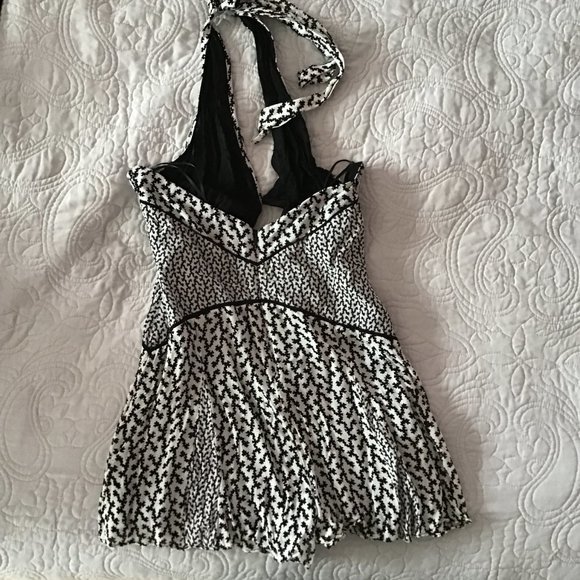 Reiss Mixed Black and White Pattern Halter Romper - Picture 3 of 10